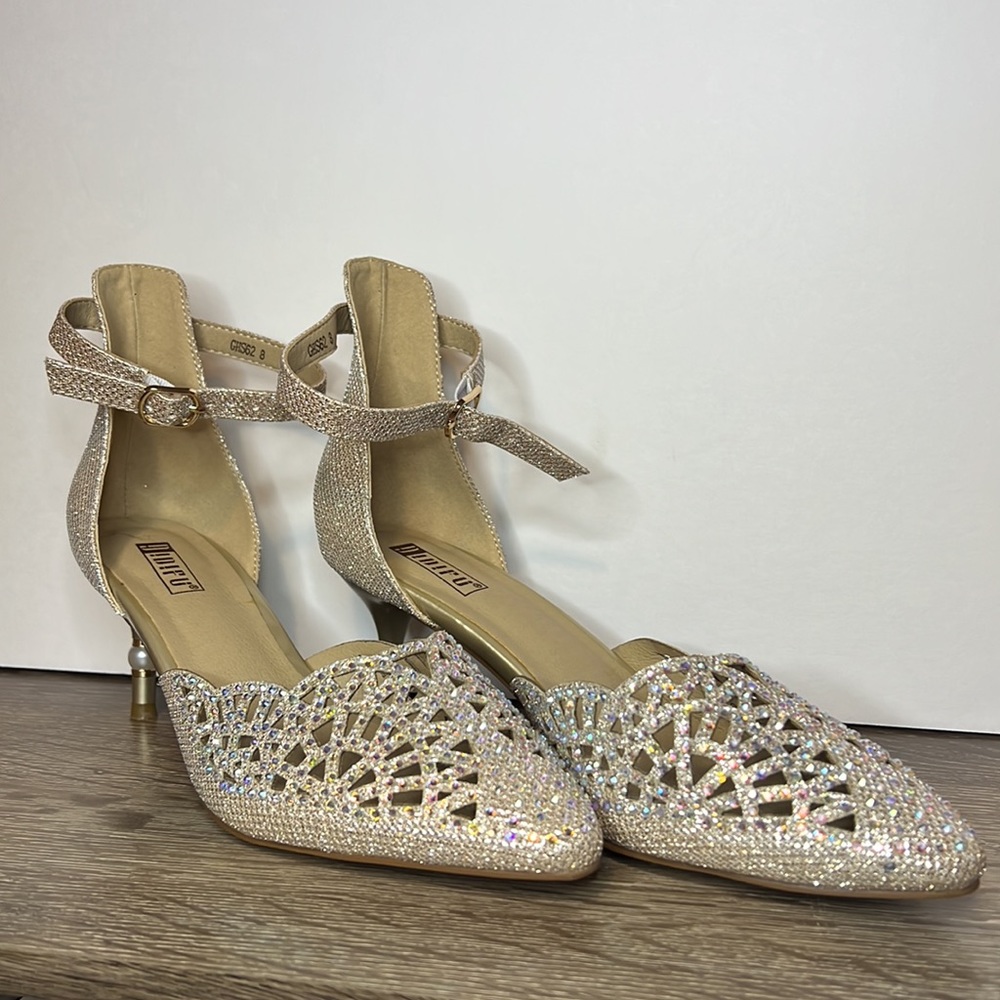 Gold Iridescent Closed Toe Heels - Picture 2 of 8